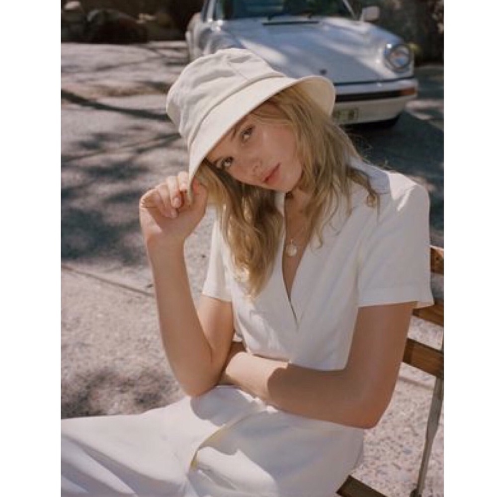 SOLD❣️Wave Bucket Hat-Beige ⛄️🌞🍁 - Picture 5 of 5